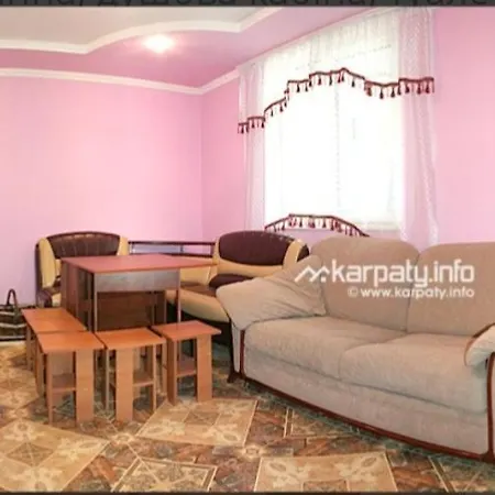 Apartment ,,над потічком,, *
